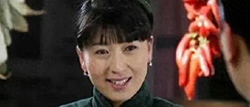 大牛配资网 闫学晶带儿砸林傲霏闯影视圈，戏里戏外母子情深，真会演！
